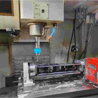 萬(wàn)向浮動(dòng)去毛刺倒角刀柄 案例